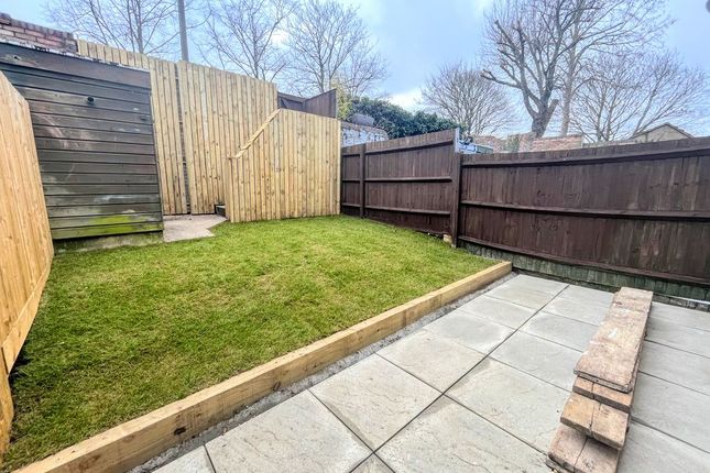 98, Rosebery Way, Tring photo 4