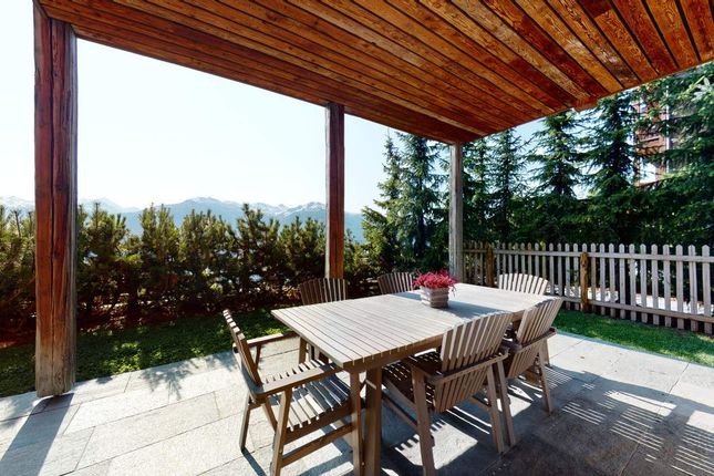 Villa for sale in Crans-Montana, Canton Du Valais, Switzerland