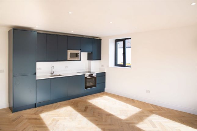 Flat for sale in Bethel Road, Welling