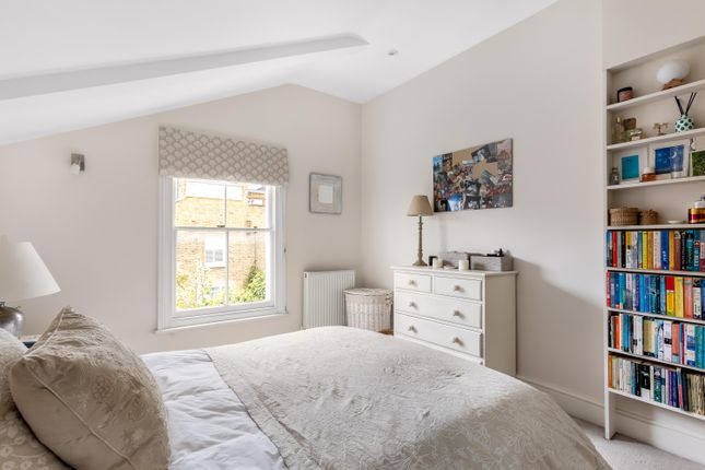Semi-detached house for sale in Broomwood Road, London