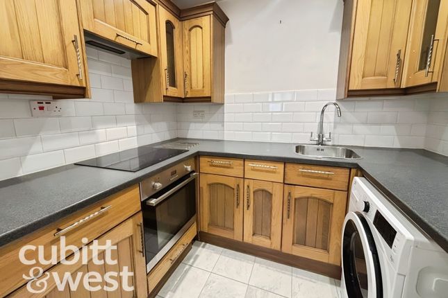 Flat 1 Raffles Court, 28-30, Elphinstone Road, Southsea photo 2