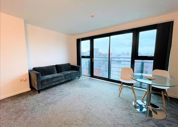 Thumbnail Flat to rent in 156 Chapel Street, Salford, Greater Manchester