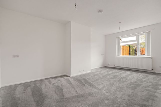 24a Kings Road, St. Neots photo 4