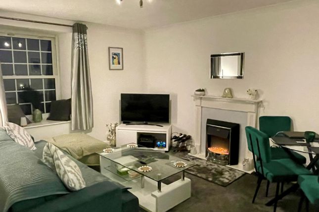 Flat 3, St. Austell photo 2