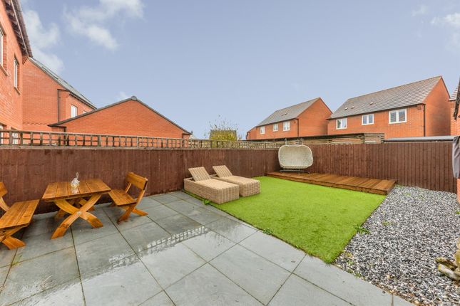 10, Flaxley Lane, Newark photo 4