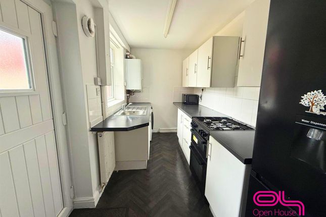 91, Moorfield Grove, Bolton photo 5