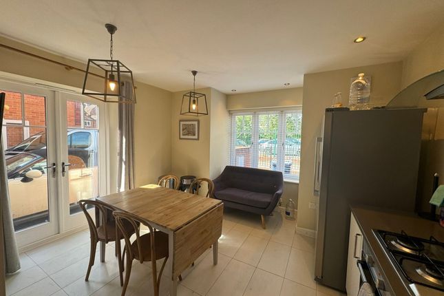 Town Lane, Marlow photo 3