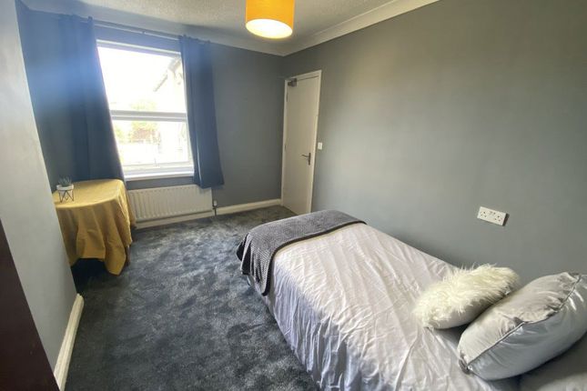 Room 3 9, Cordon Street, Cambridgeshire photo 4