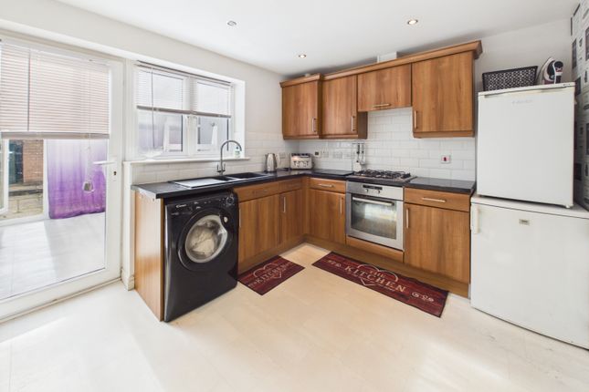 19, Bubnell Road, Dronfield photo 3