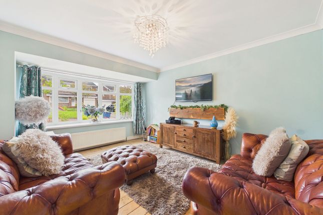 6 Wansbeck Close, Newcastle Upon Tyne photo 2