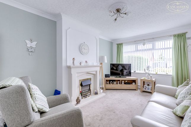 8, Harrison Crescent, Bolton photo 2