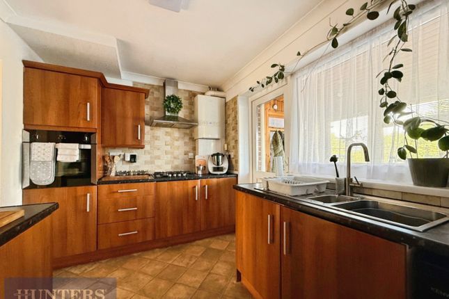 Woodbury View, Exeter photo 4