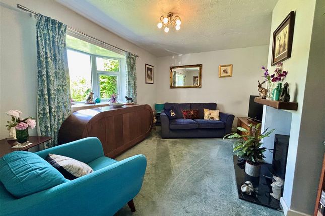 22, Wood Gardens, High Peak photo 3