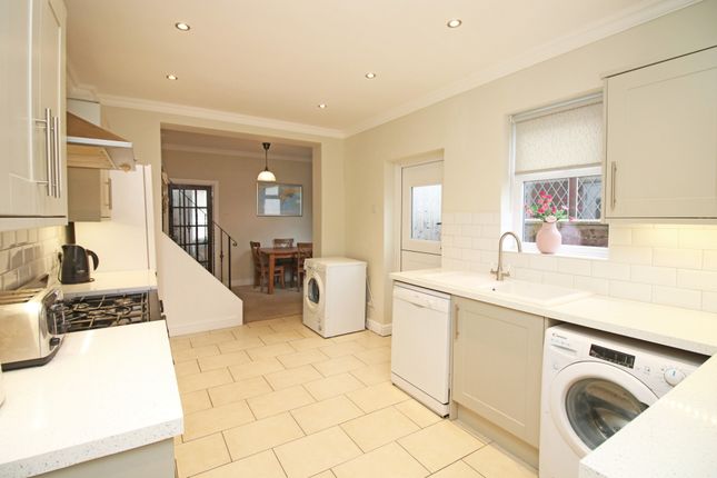 13, Hayfield Avenue, Poulton-le-Fylde photo 3