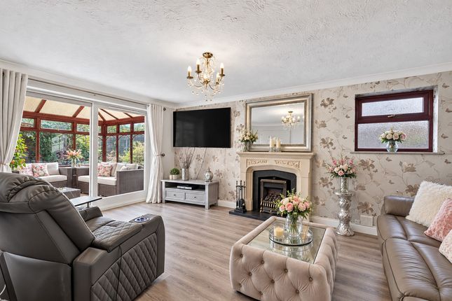 Homefields Avenue, Benfleet photo 4