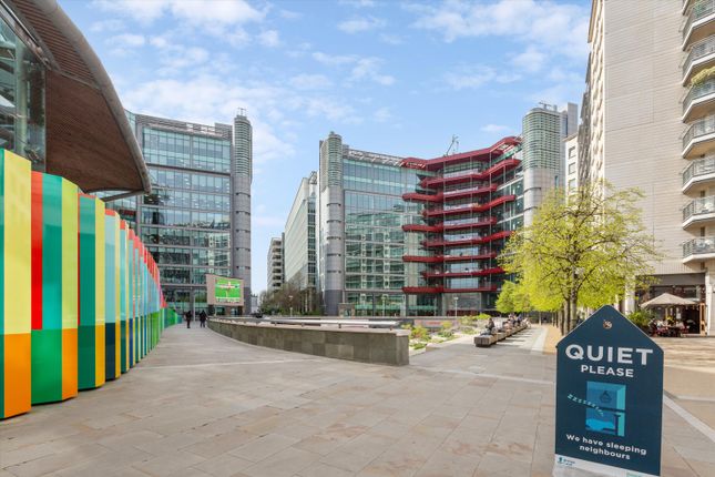 Flat to rent in Sheldon Square, London W2.