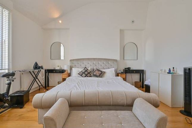27b Aberdeen Place, London photo 2