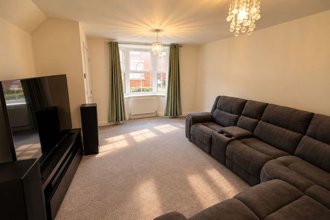 4, Camberwell Place, Hemel Hempstead photo 3