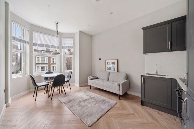 Thumbnail Flat for sale in Fordwych Road, West Hampstead, London