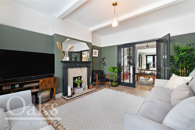 Thumbnail Terraced house for sale in Hepworth Road, London