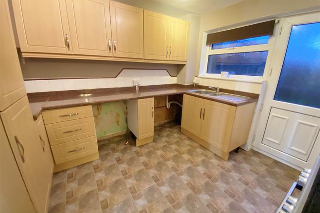 5, Westfield Grove, Goole photo 5