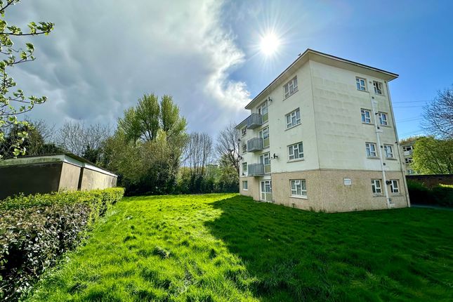 Flat for sale in Rosemary Close, Coventry