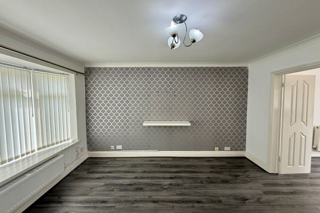 88, Saxon Way, Liverpool photo 3