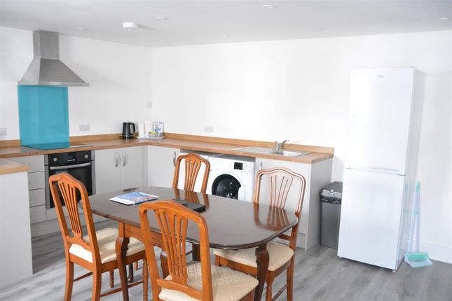 4, Biddicks Court, St. Austell photo 3