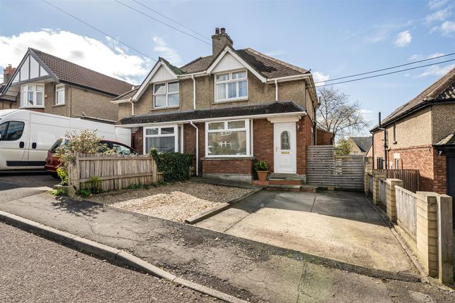 16, Rowden Road, Chippenham photo 3