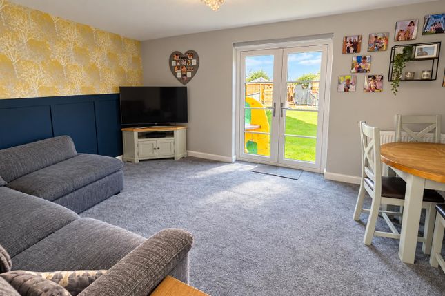 6, Pianoforte Road, Northampton photo 3