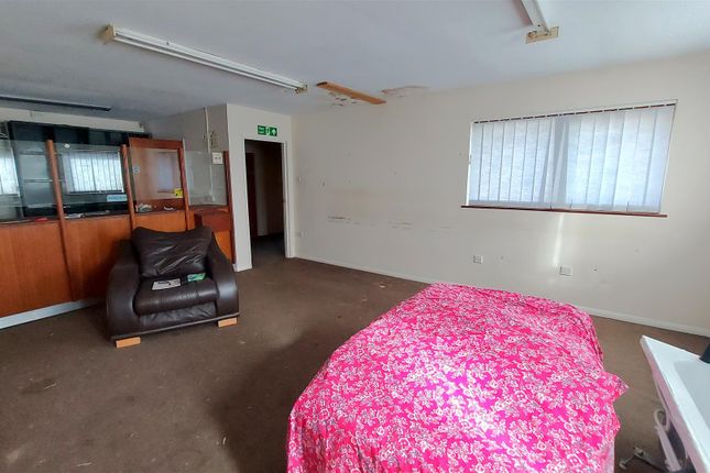 Nantyffyllon Surgery, High Street, Maesteg photo 4
