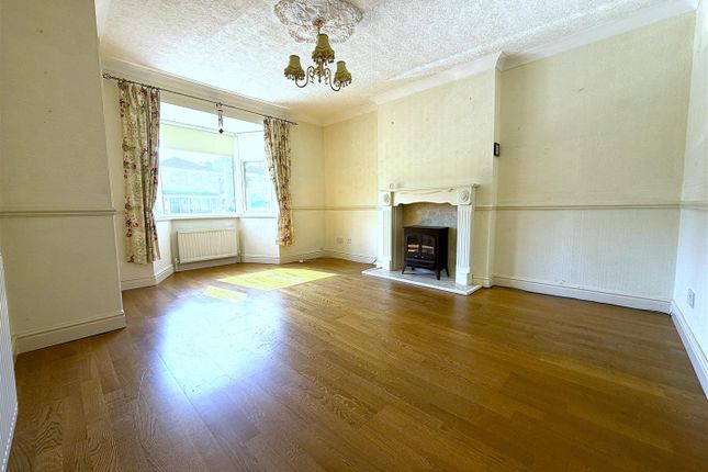 51, Broadmanor, Selby photo 3