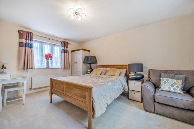 Detached house for sale in Aylesbury, Buckinghamshire