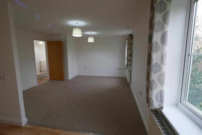 43, Leas Close, St ives photo 4