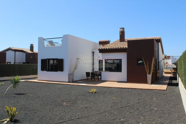 Thumbnail Villa for sale in La Estancia Ftv Golf, Caleta De Fuste, Canary Islands, Spain