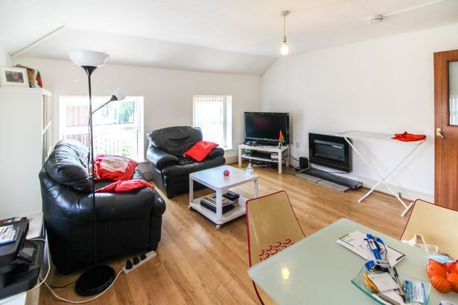 Flat 6, Windsor Court, Reading photo 2