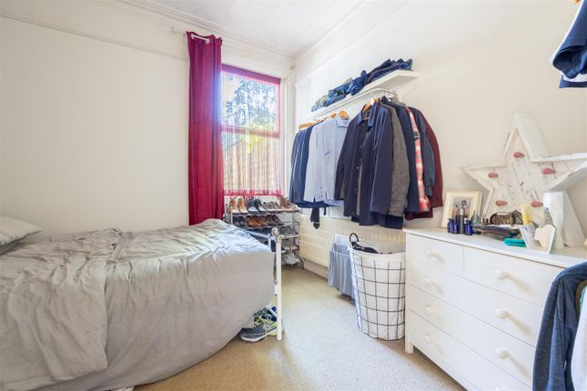 Flat for sale in Glen Road, Leigh-On-Sea