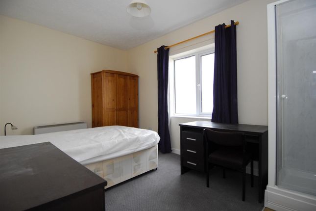 Thumbnail Flat to rent in Gilwell Street, Flat 3, Plymouth