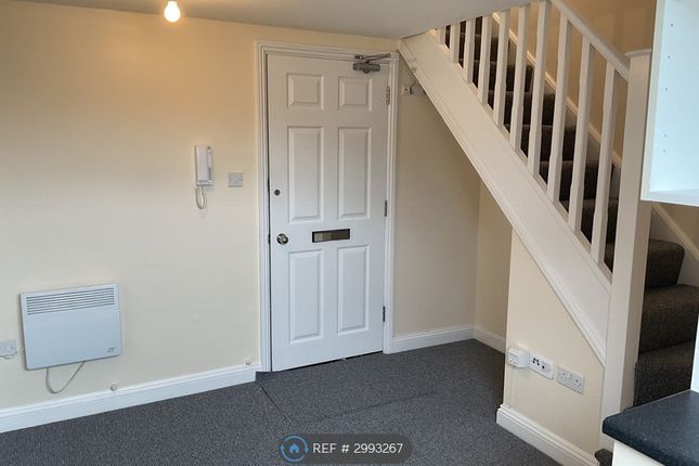 Flat, Acorn Lodge Lye Lane, St Albans photo 4