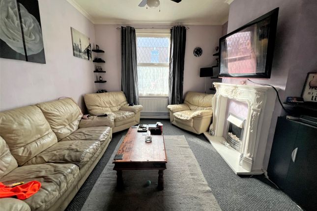 Terraced house for sale in Willingham Street, Grimsby