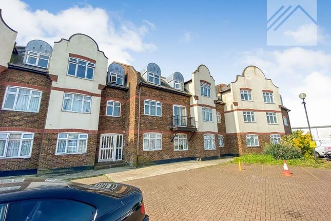 Thumbnail Flat for sale in Venables Close, Canvey Island