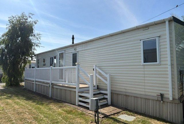 15 Blackwater View,, Eastland Meadows Country Park, Southminster photo 2
