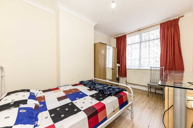 Maisonette for sale in Victoria Road, Southall