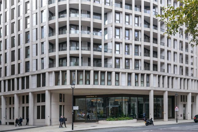 Flat to rent in Cleland House, 32 John Islip Street, Westminster