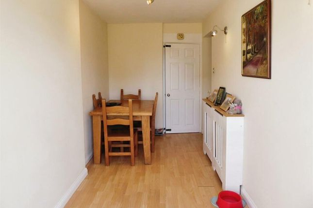 28, Prestbury Green, Shrewsbury photo 4