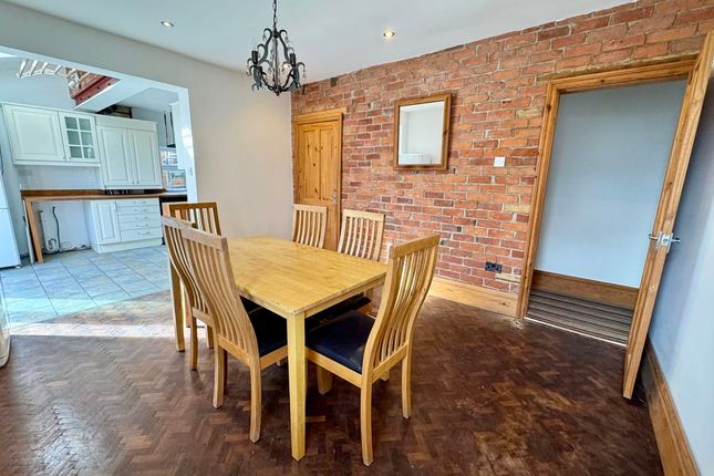76, Macclesfield Road, Holmes Chapel photo 3