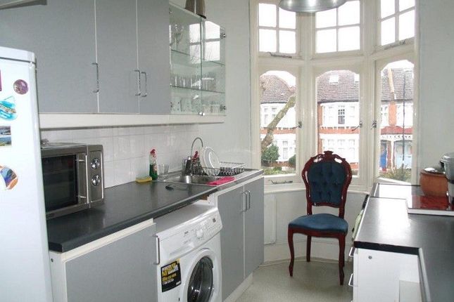 169a, Fox Lane, Palmers Green  photo 3
