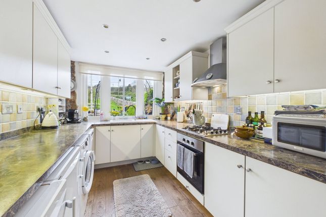 Wassail Cottage, Yalberton Road, Paignton photo 3