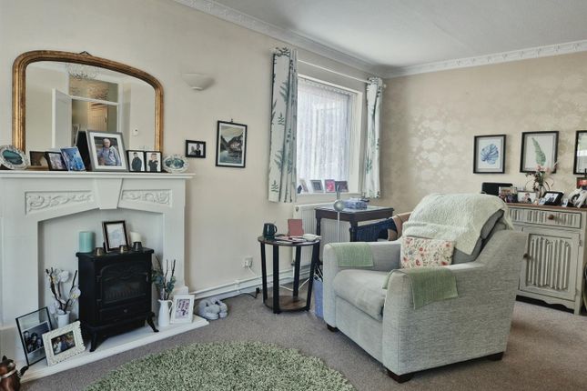 Flat 8 Munscroft Court, 32, Montpelier, Weston-Super-Mare photo 4