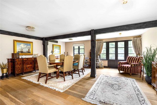 The Grantchester,, Coombe Bank, Surrey photo 4